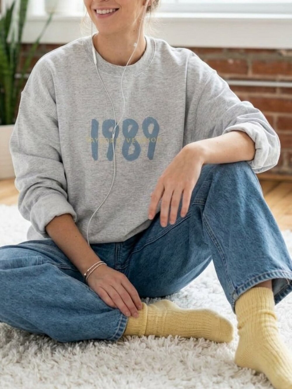 Top 1% Spotify Exclusive Taylor Swift 1989 Taylor’s Version Crewneck Sweatshirt